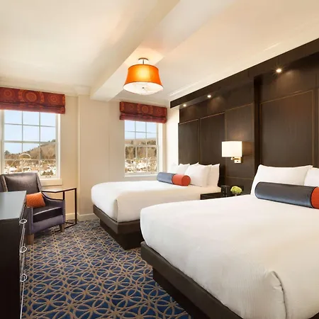 Hotel Saranac, Curio Collection By Hilton Saranac Lake Exterior photo
