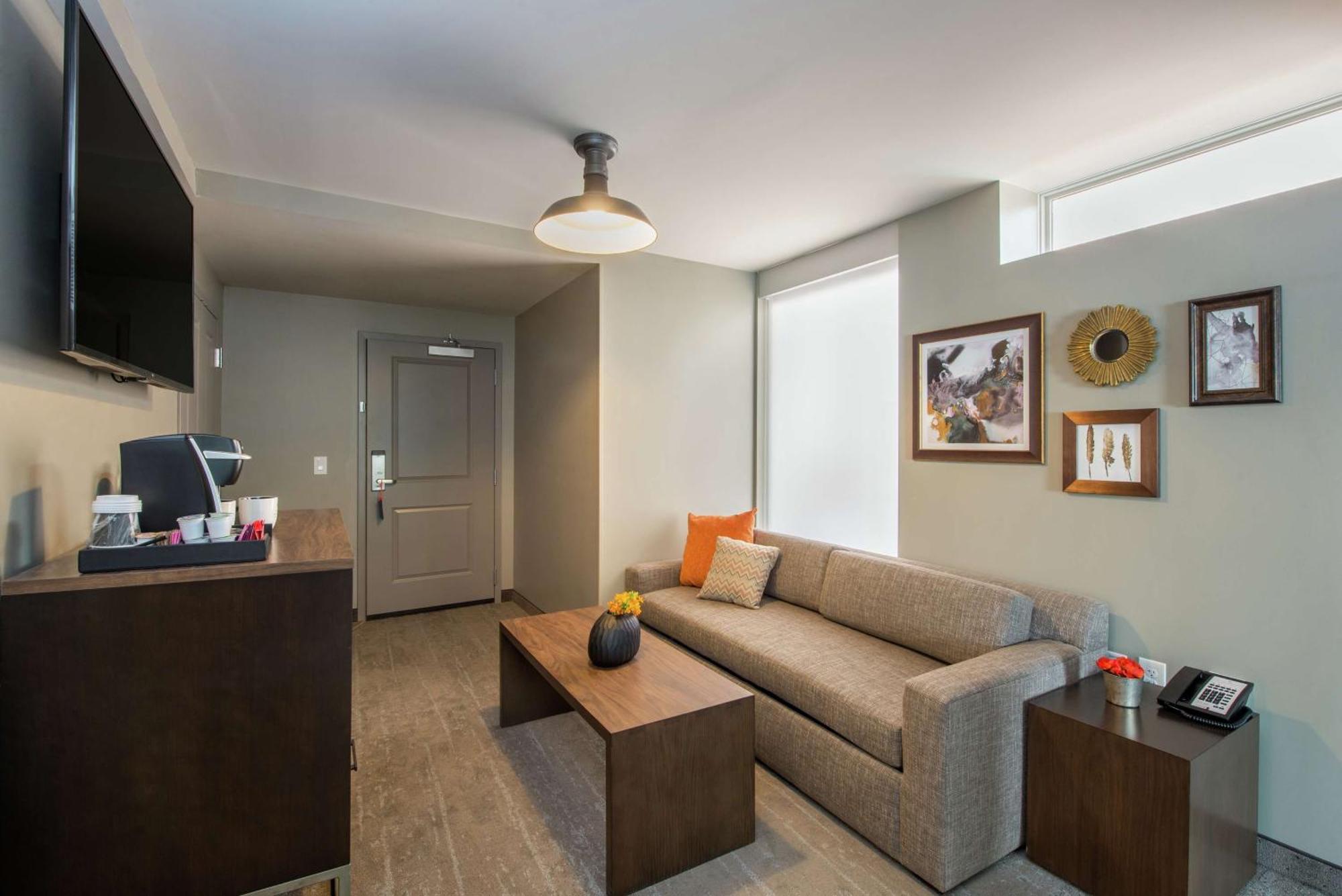 Hotel Saranac, Curio Collection By Hilton 4*