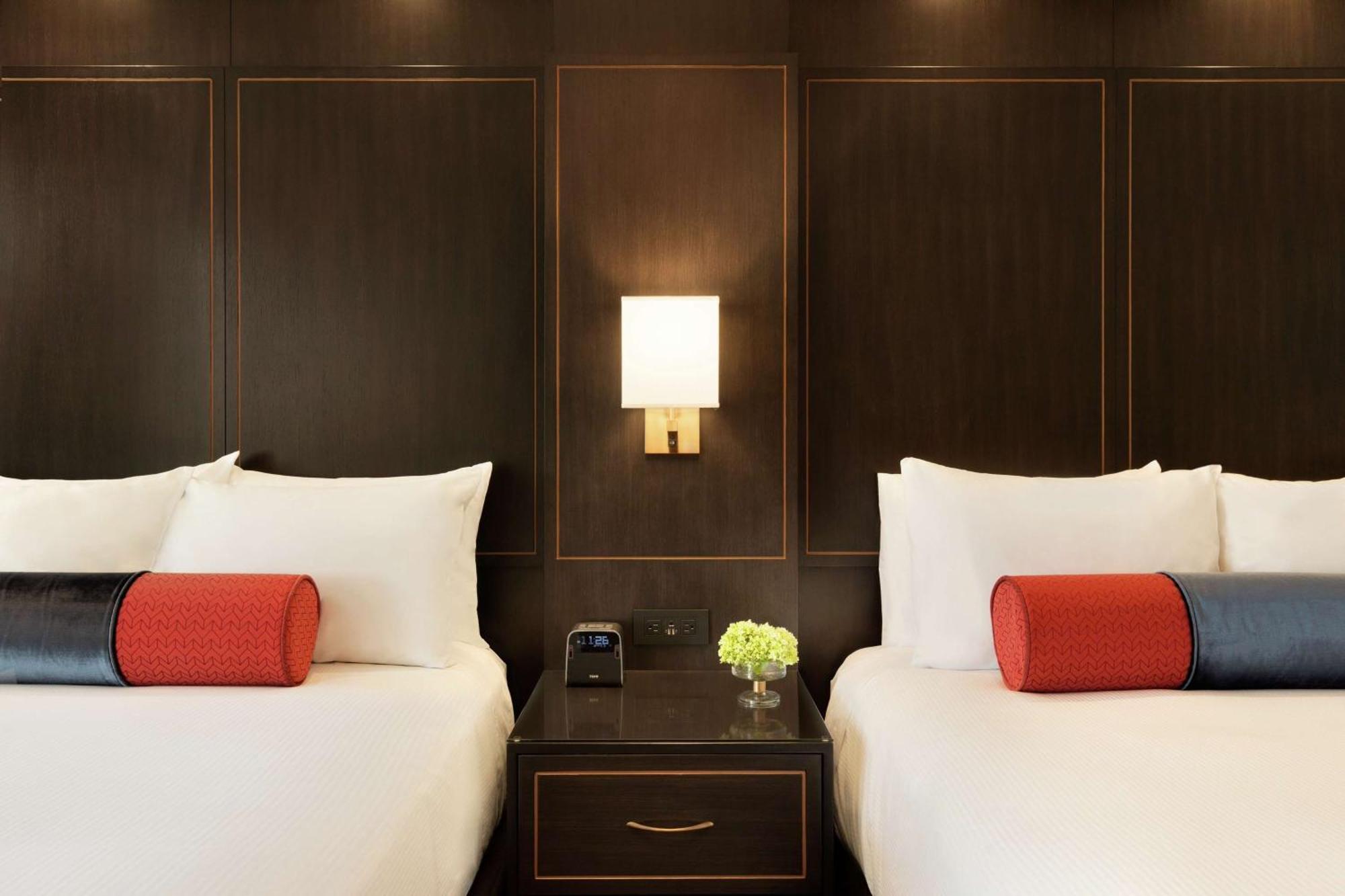Hotel Saranac, Curio Collection By Hilton 4*